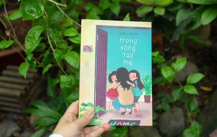 Trong Vòng Tay Mẹ