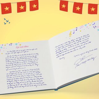 Viết Tiếp Câu Chuyện Hoà Bình (Bìa Cứng)