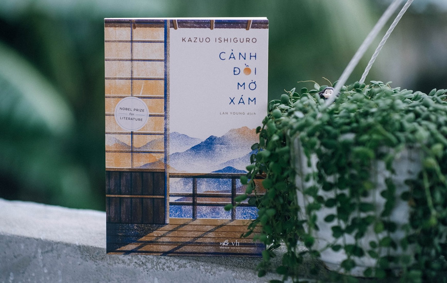 Sách "Cảnh Đồi Mờ Xám" của tác giả Kazuo Ishiguro - 2