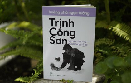 “Trịnh Công Sơn và cây đàn lyre của hoàng tử bé”: Địa đàng còn in dấu chân người