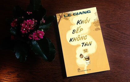 Khói Bếp Không Tan