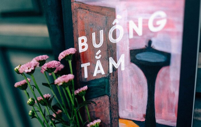 “Buồng tắm” – Suy tưởng của một con người không còn thiết tha sống vội