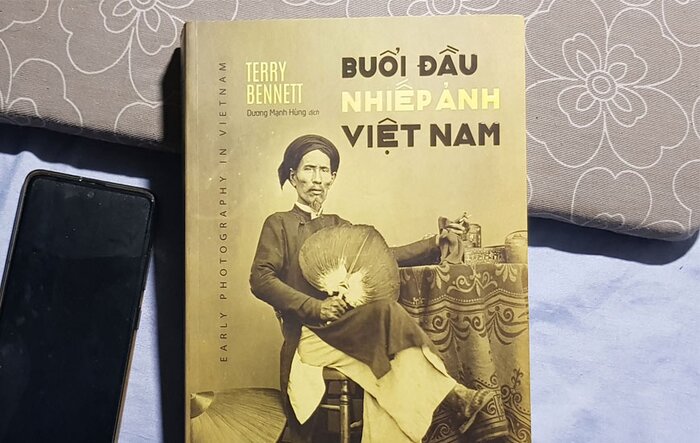 Buổi Đầu Nhiếp Ảnh Việt Nam: Ảnh chân dung thiếu nữ Việt chụp từ hơn 150 năm trước