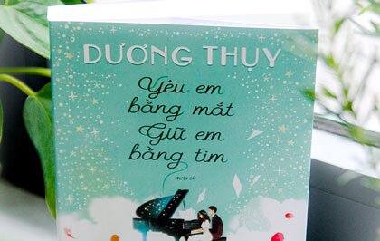 Dương Thụy ra sách 'Yêu em bằng mắt, giữ em bằng tim'