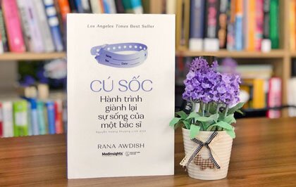 “Cú sốc - Hành trình giành lại sự sống của một bác sĩ”