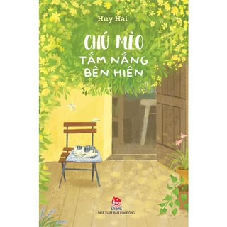 Chú Mèo Tắm Nắng Bên Hiên