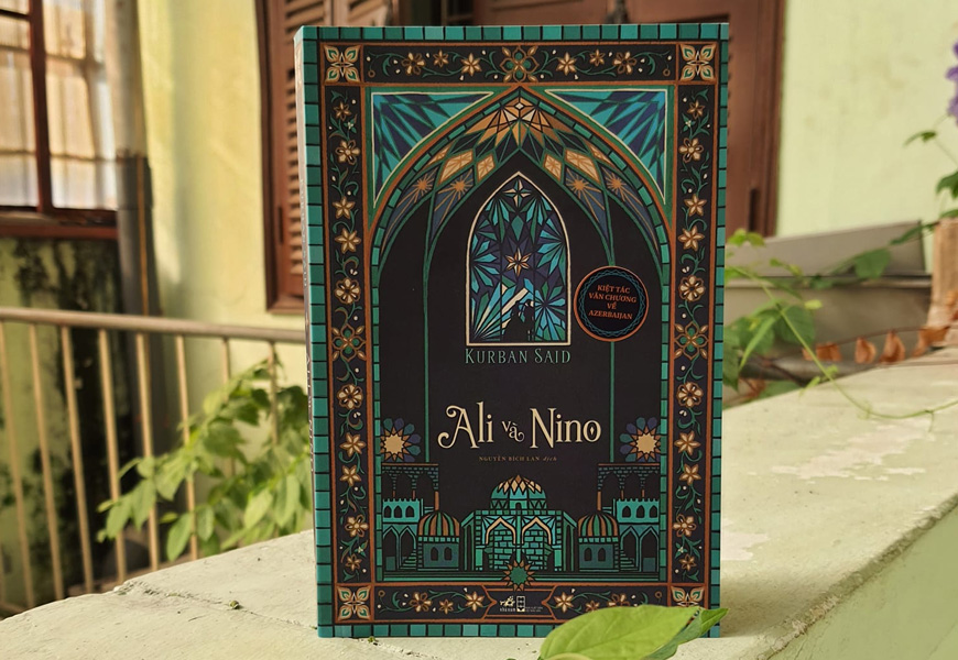 Sách Ali và Nino. Tác giả Kurban Said
