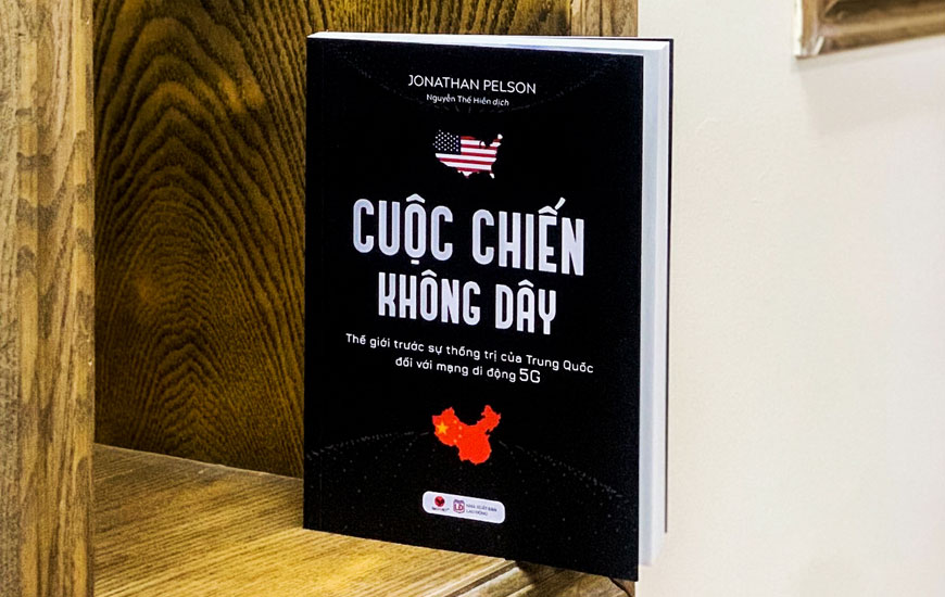 Sách Cuộc Chiến Không Dây. Tác giả Jonathan Pelson