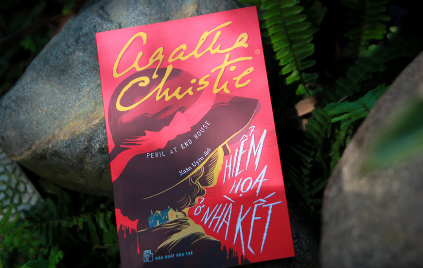 Sách Hiểm Họa Ở Nhà Kết. Tác giả Agatha Christie