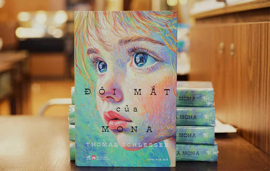 Đôi Mắt Của Mona - Thomas Schlesser