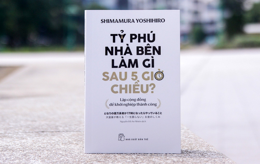 Tỷ Phú Nhà Bên Làm Gì Sau 5 Giờ Chiều? - Shimamura Yoshihiro