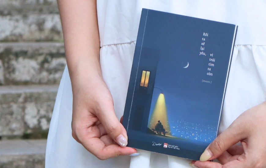 Rồi Ta Sẽ Lại Yêu, Vì Trái Tim Ta Còn - Moon