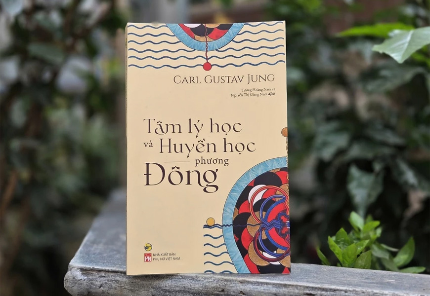 Tâm Lý Học Và Huyền Học Phương Đông - Carl Gustav Jung